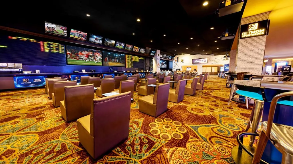 사막 위에 세워진 이집트의 신비, 독보적인 건축 미학