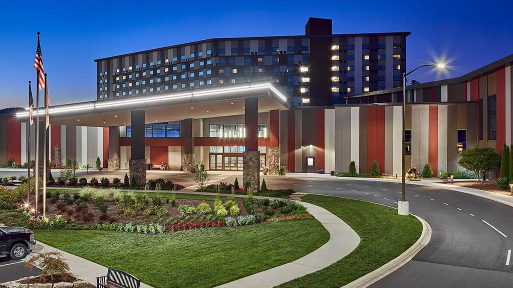 하라스 체로키 밸리 리버 카지노 & 호텔