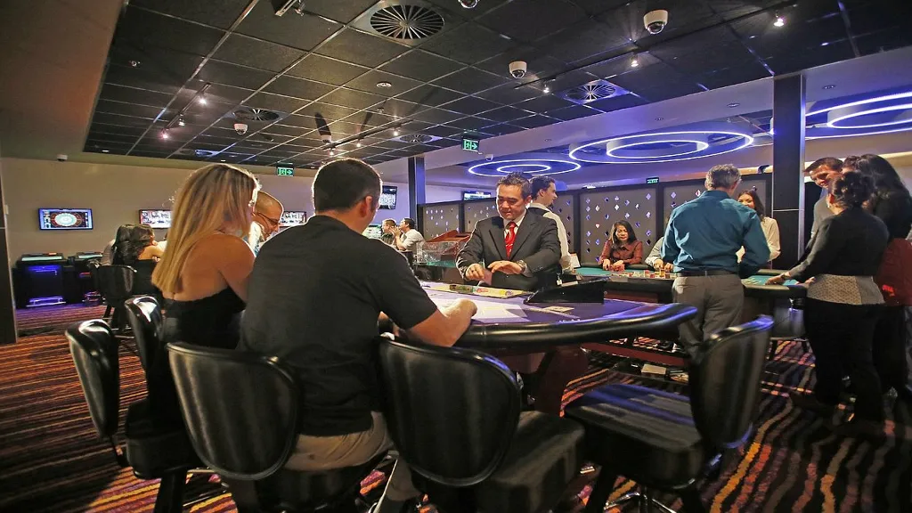 카지노 시설 - 다채로운 게임과 쾌적한 환경