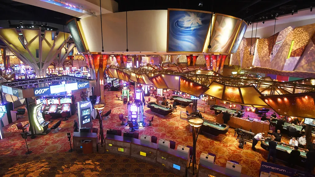 '효자' 노릇 톡톡히 한 미국 & 디지털 사업